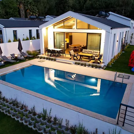 Odella - Luxury For 6 In Seydikemer Zorlar