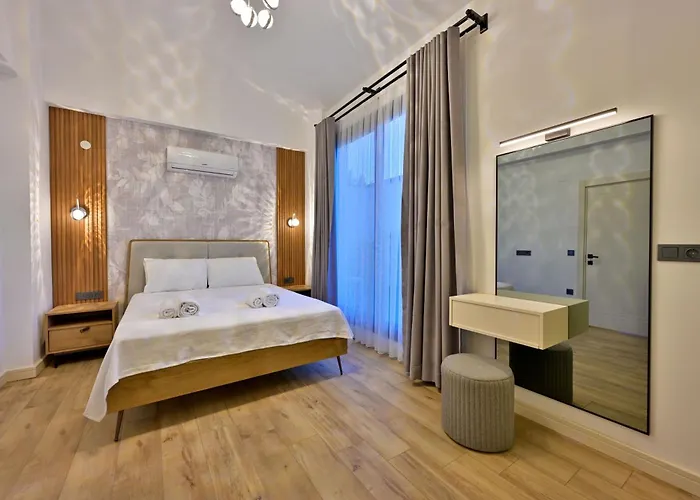 Odella - Luxury For 6 In Seydikemer Zorlar Villa