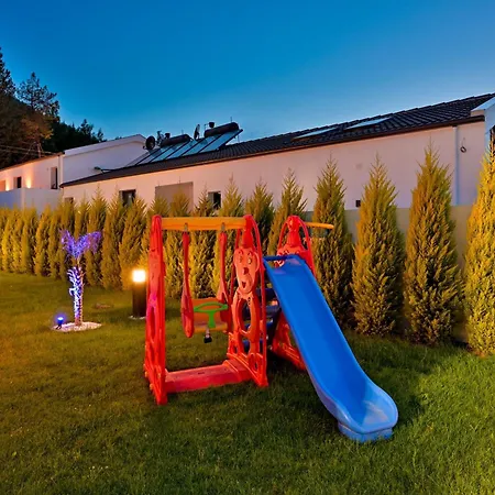Odella - Luxury For 6 In Seydikemer Zorlar Villa