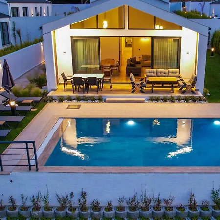 Villa Odella - Luxury For 6 In Seydikemer Zorlar *