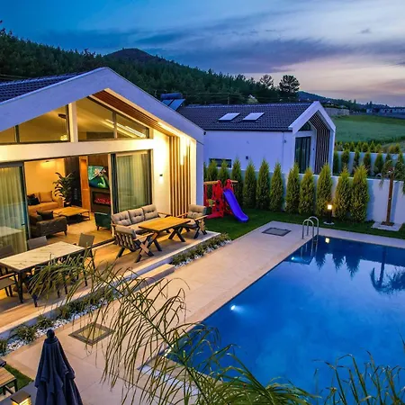 Odella - Luxury For 6 In Seydikemer Zorlar Fethiye