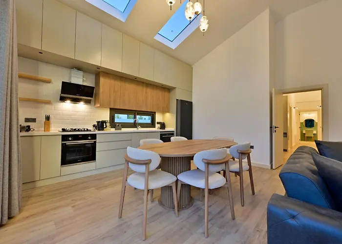 ヴィラ Odella - Luxury For 6 In Seydikemer Zorlar フェティエ