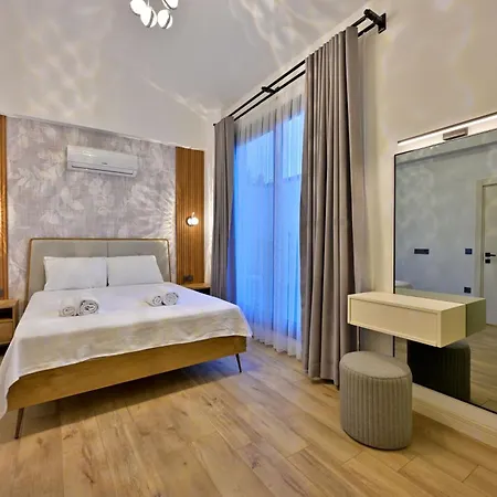 Odella - Luxury For 6 In Seydikemer Zorlar Villa
